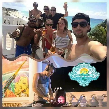 Hostel La Isla Playa